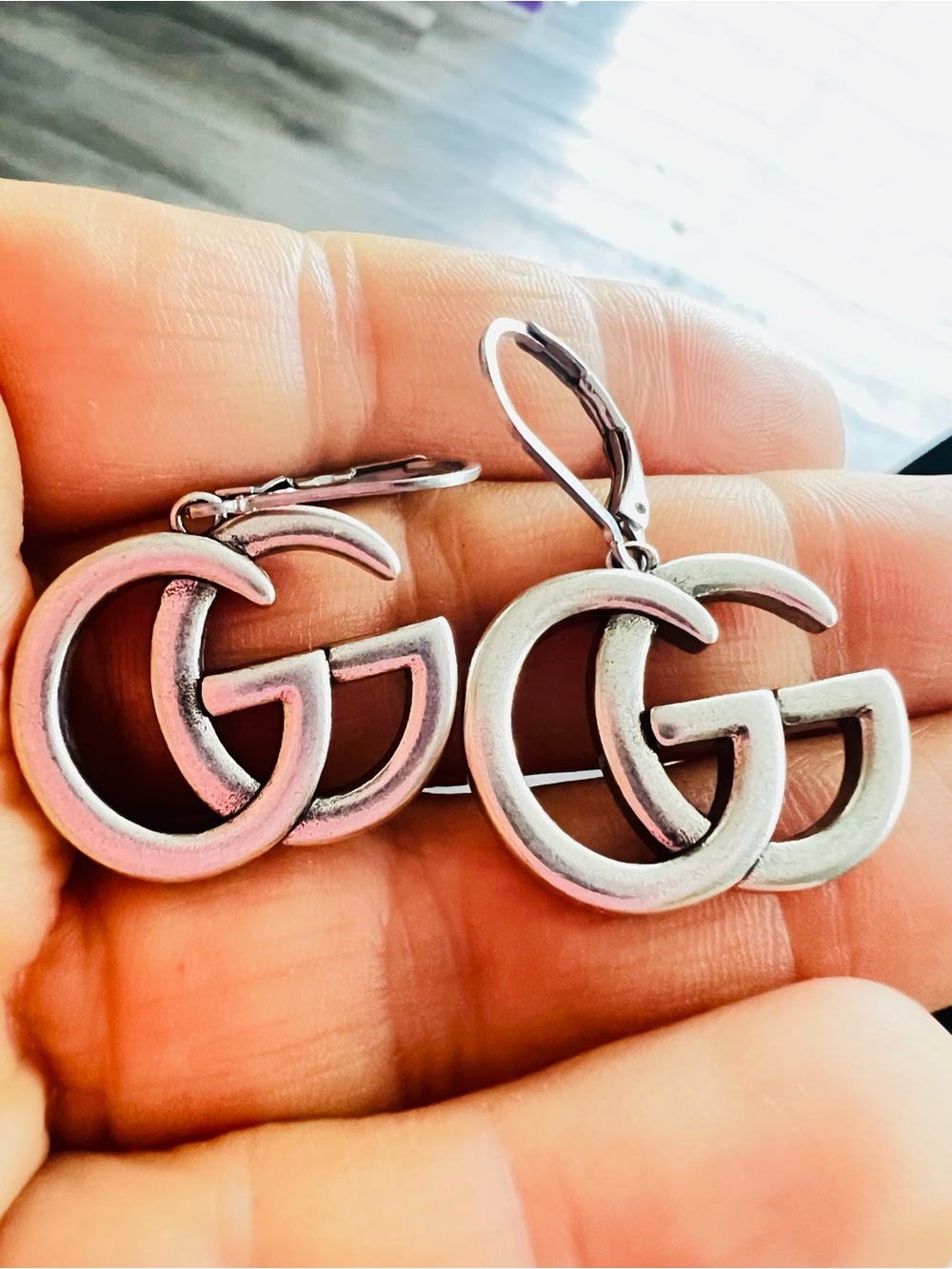 Fashion Earrings silver diamond 1 inch